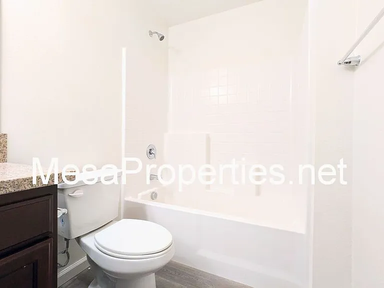 9550 Tamarisk Ave #124 — Photo 21