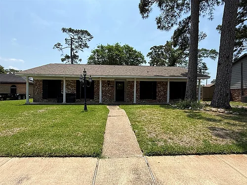 3305 Tompkins Dr Photo 1