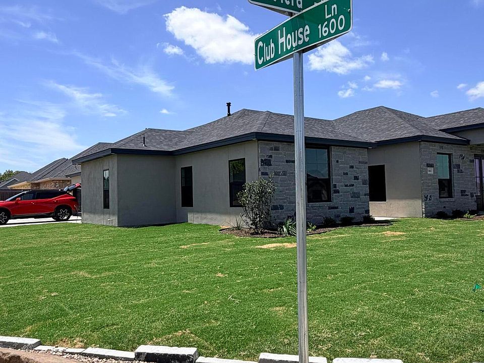 2nd image of 5461 Riviera Ln