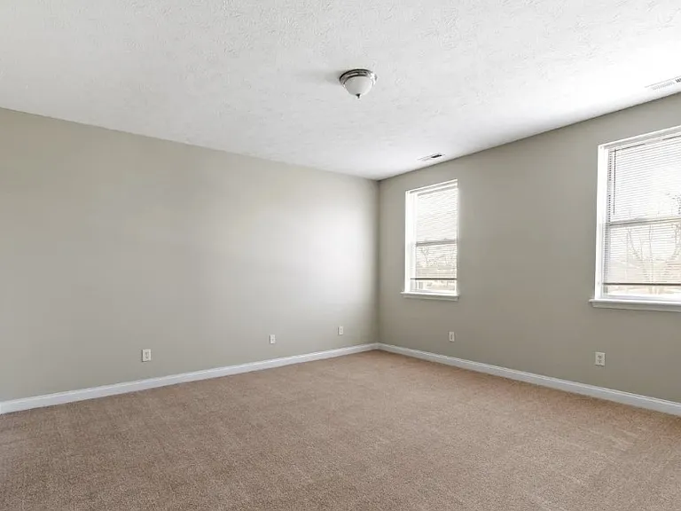 2605 Carrollton Ave — Photo 22