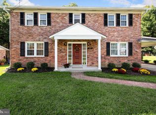 805 Downs Dr, Silver Spring, MD 20904