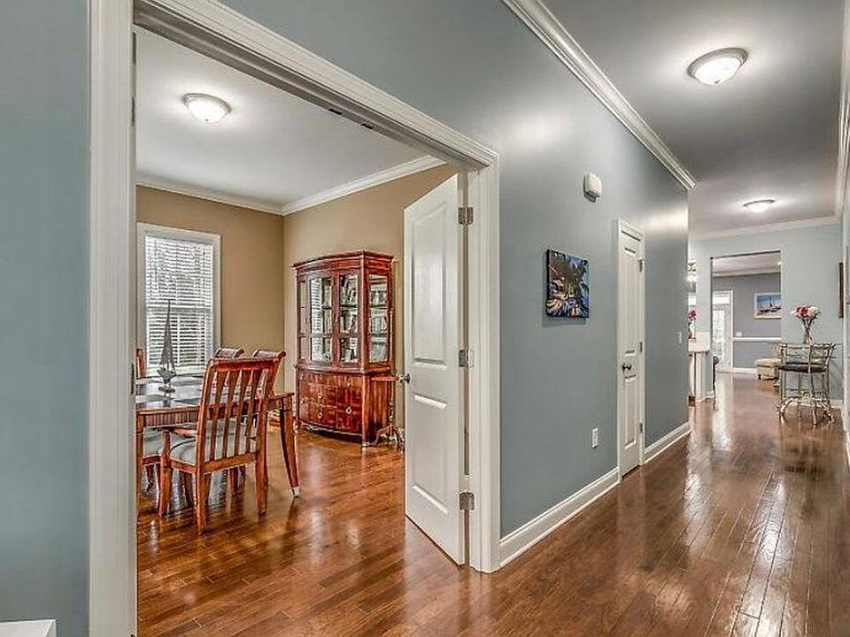 Entryway to the main living area