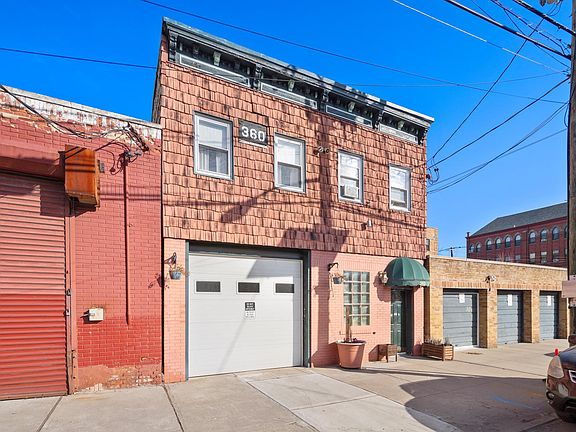 2nd image of 360 6th St #3