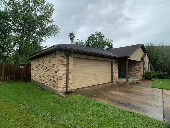 2nd image of 3228 Teakwood Cir