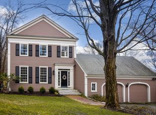 19 Maple St, Sherborn, MA 01770