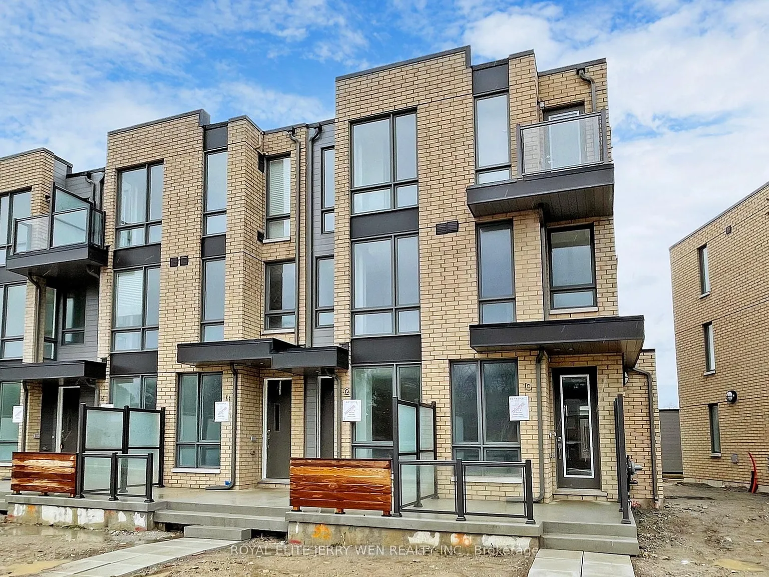 3 bed, $3,400 — Photo 1