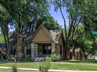 3900 Calmont Ave, Fort Worth, TX 76107