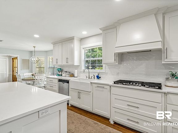 5th image of 503 Patlynn Dr