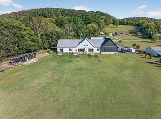 105 McKinney Rd, Gordonsville, TN 38563