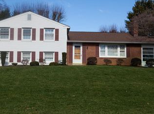 183 Brookmead Rd, Wayne, PA 19087