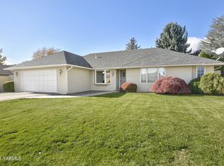 604 Park Pl, Yakima, WA 98908