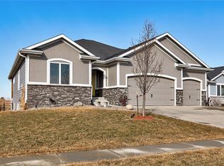 1908 NW Harvest Dr, Grimes, IA 50111