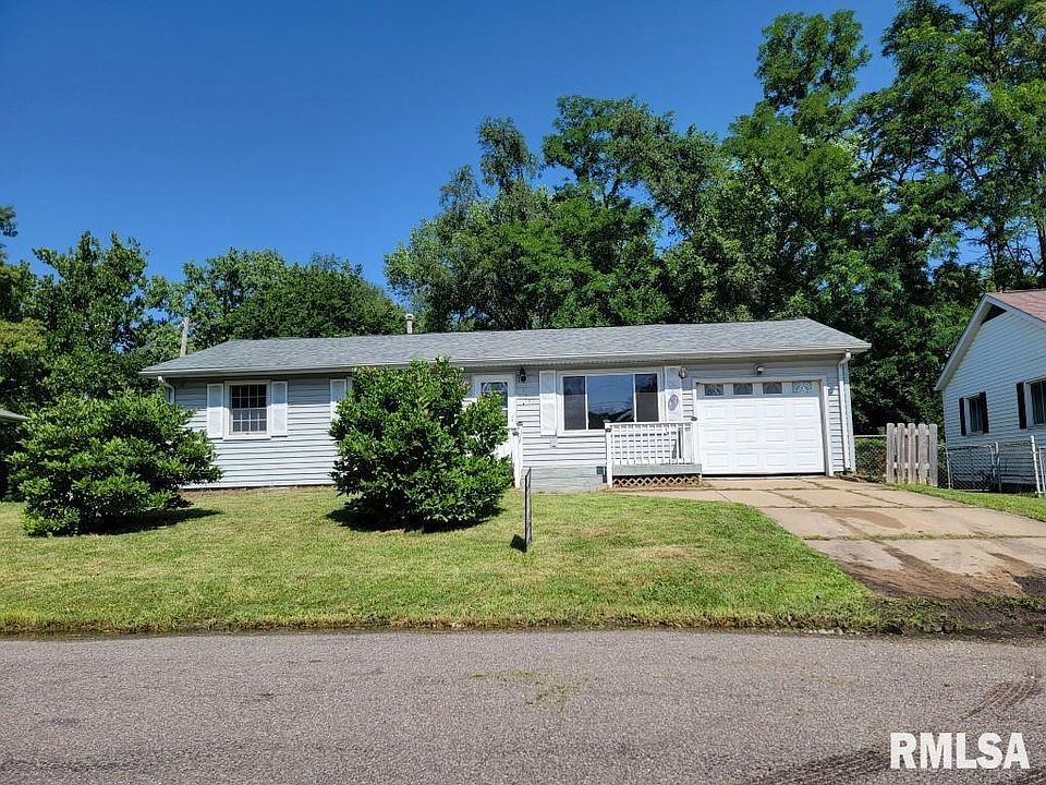 105 W Almond Dr, Washington, IL 61571 Zillow