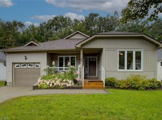 54 Springwood Cres, Gravenhurst, ON P1P 1Y8