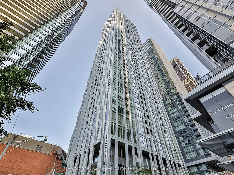 1 Yorkville Ave #4301 — Photo 36