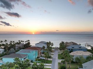 208 W Gardenia St #9 & 10, South Padre Island, TX 78597