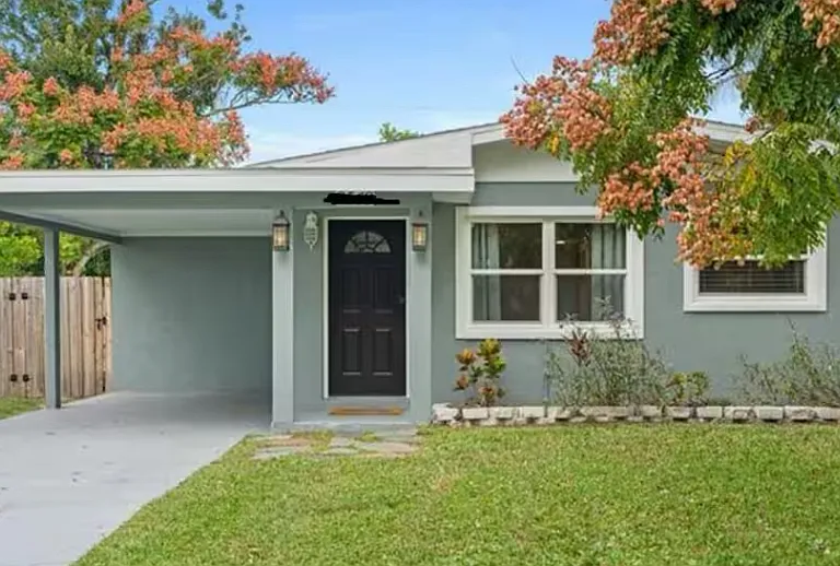 2549 Crestwood Ave — Photo 1