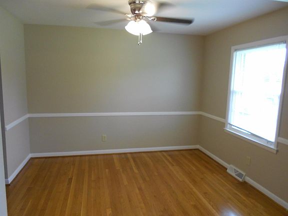 4th image of 513 Bryanwood Pkwy