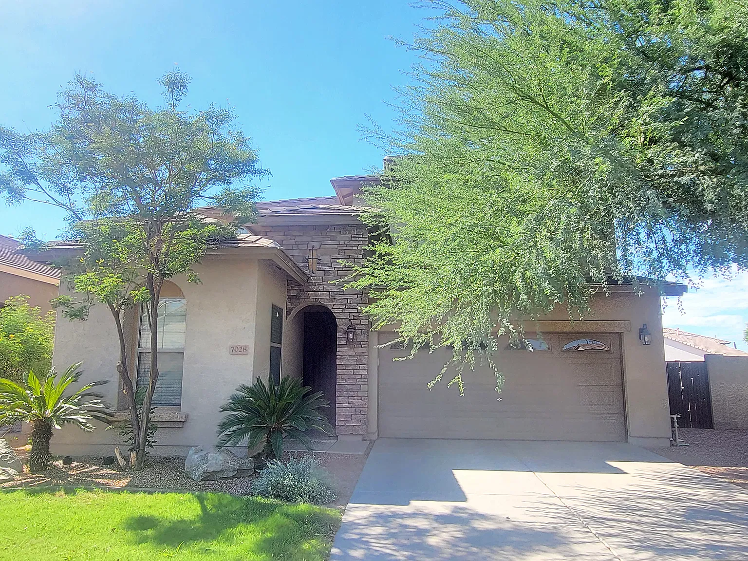 7028 S Bridal Vail Dr — Photo 1
