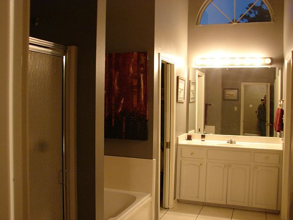 3rd image of 43430 Galvez Oaks Dr