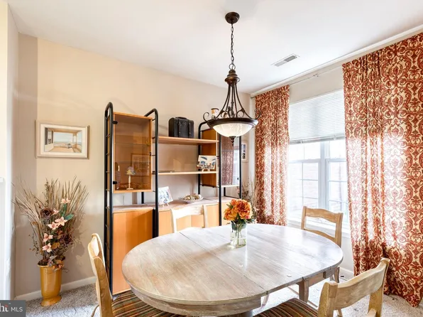 400 Symphony Cir Unit 67A, Hunt Valley, MD 21030