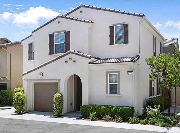 3rd image of 6998 Avignon Dr