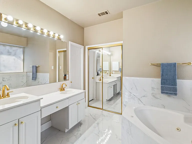 1464 Summerhill Dr — Photo 10