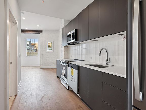 5th image of 1216 Shackamaxon St #202