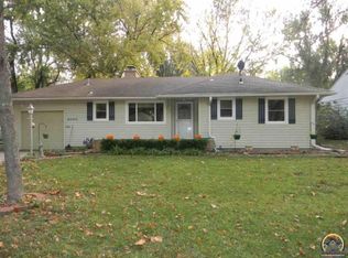 2000 SW McAlister Ave, Topeka, KS 66604