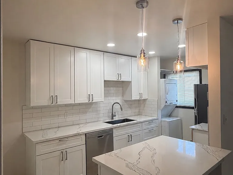 3743 Herman Ave — Photo 7