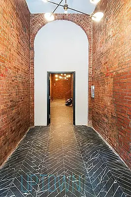 Rented by Uptown Flats LLC | media 26