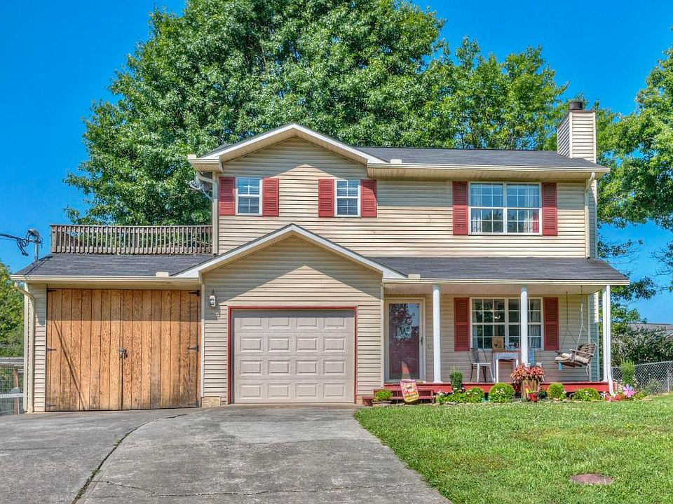 1st image of 5805 Gray Leaf Cir