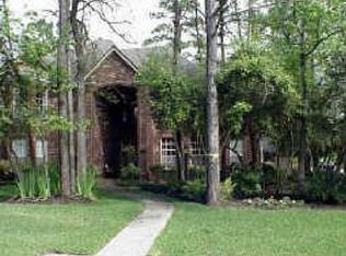 2 Gate Hill Dr, Spring, TX 77381