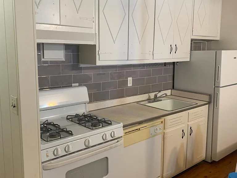 11 Maple Ave #2 — Photo 6