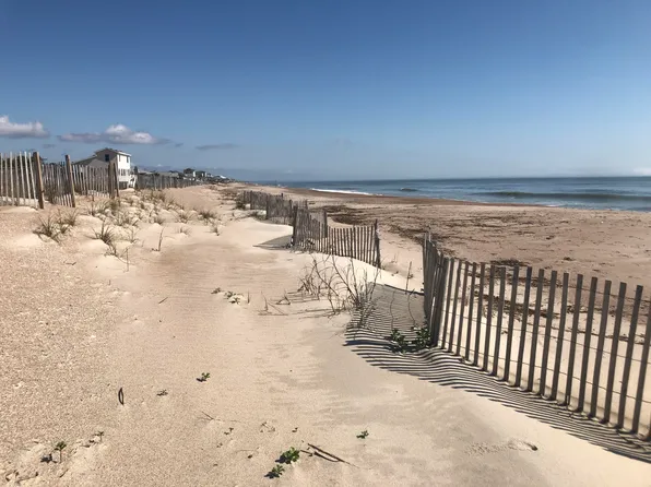 506 Palmetto Blvd, Edisto Island, SC 29438