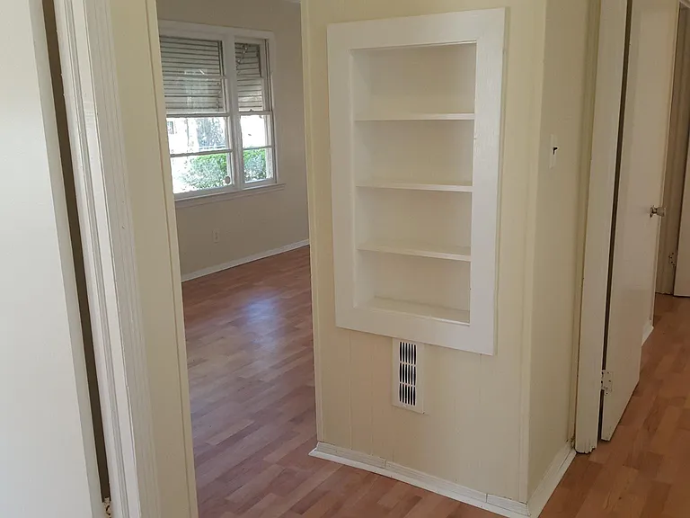 2438 Yates Dr — Photo 14