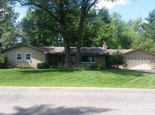 409 Sunset Ave, Stevens Point, WI 54481