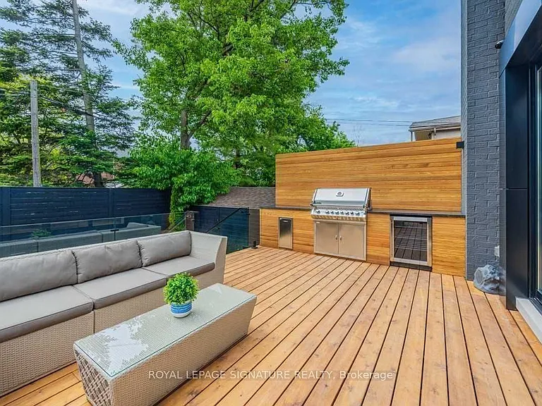 4 Stanhope Ave — Photo 29