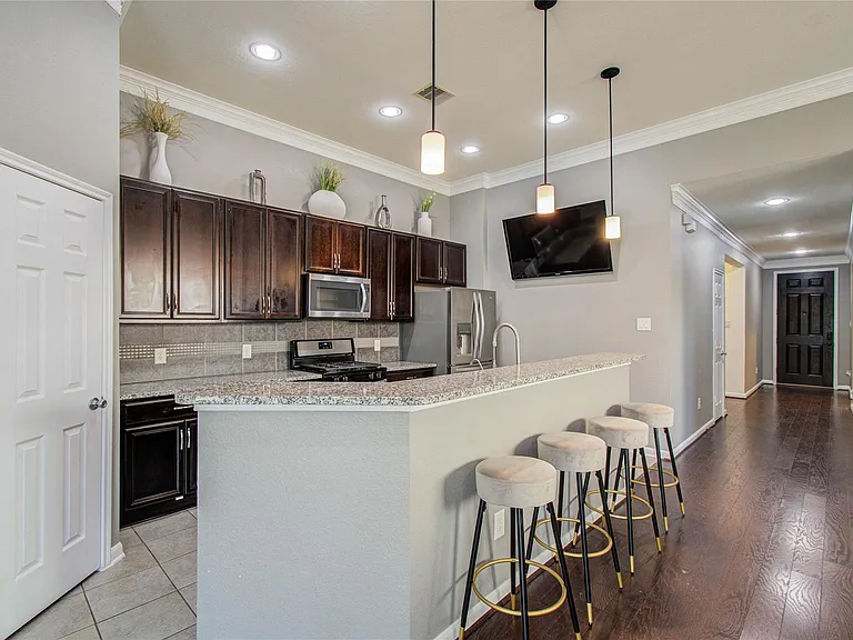 18707 Naples Ridge Ct — Photo 17