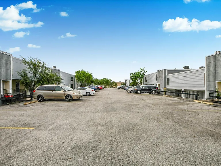 781 Country Place Dr #1017 — Photo 30