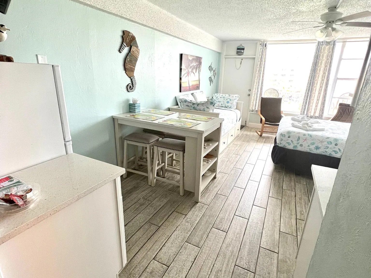 Studio, 430 sqft, $1,450 — Photo 3