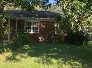 147 Leland Dr, Florence, AL 35630