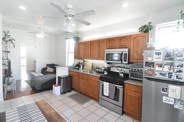 Rented by The Agency | media 16