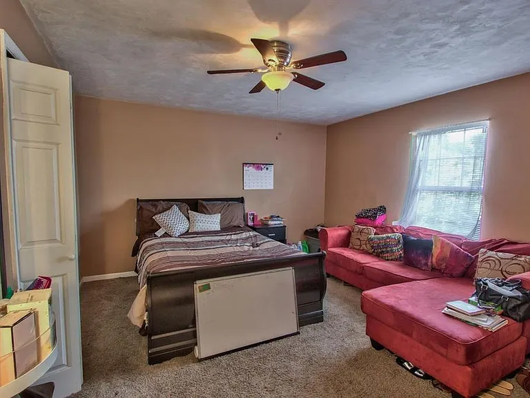 640 Eugenia St #204 — Photo 12