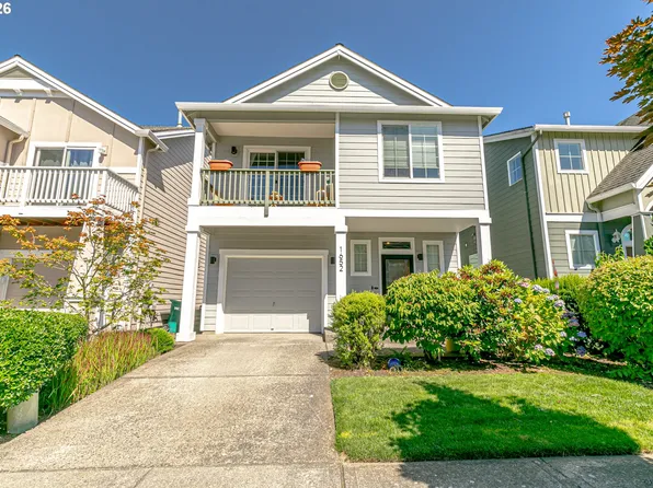 1652 SW Wright Pl, Troutdale, OR 97060