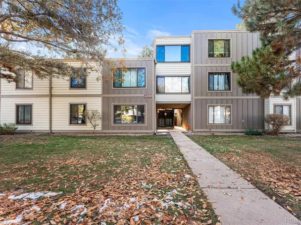 2525 S Dayton Way #2202, Denver, CO 80231