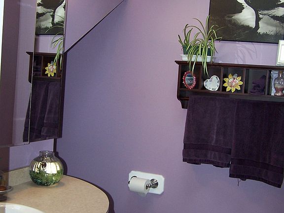 Upstairs hall bath, beautifully updated with Jacuzzi tub/shower