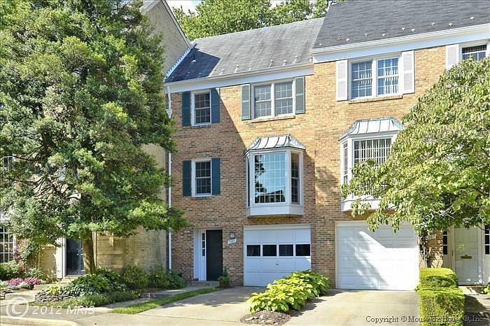 1st image of 7385 Hallcrest Dr