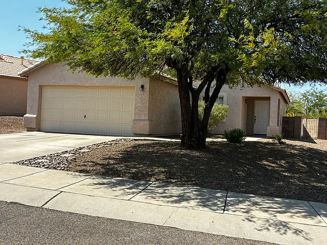 8141 N Ivory Rose Dr