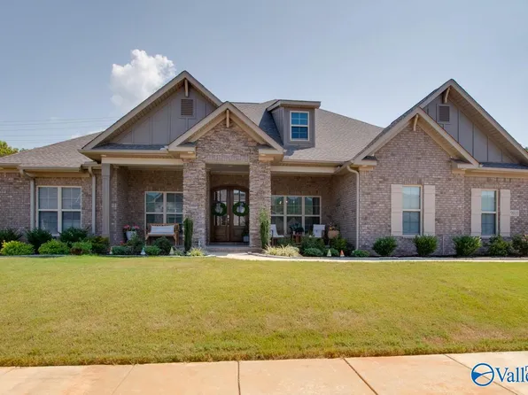 9103 Wagon Pass Way, Owens Cross Roads, AL 35763